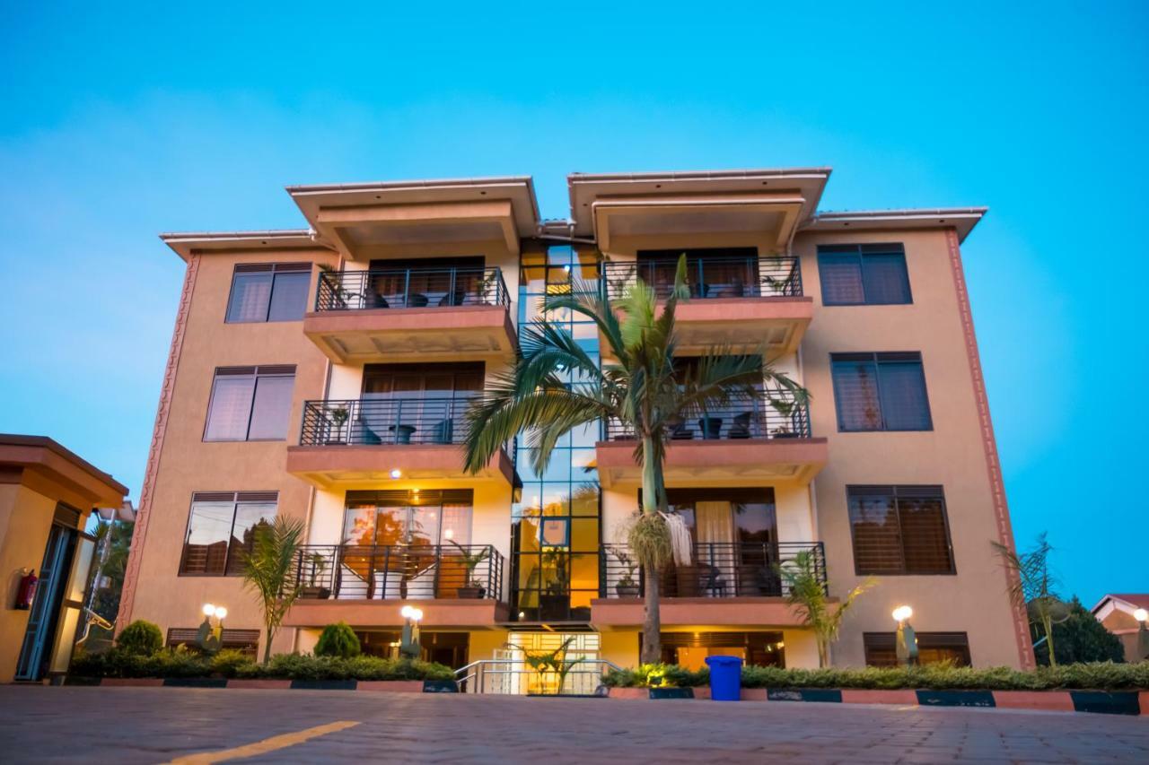 Kampala Suburbs Apartment Exterior photo